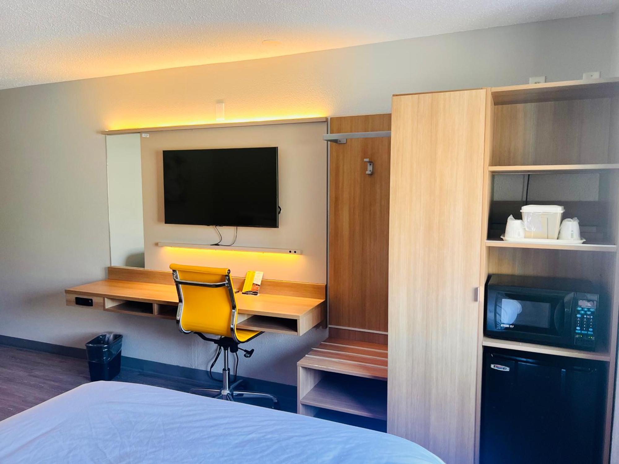 Microtel Inn By Wyndham Lexington Zewnętrze zdjęcie